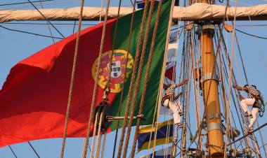 La fragata ARA “Libertad” arribó a la República Portuguesa