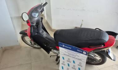 Hallaron en baldíos dos motos denunciadas como robadas