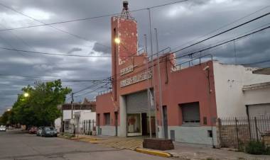 Organizan una caravana para recibir una nueva autobomba para Bomberos Voluntarios de Punta Alta