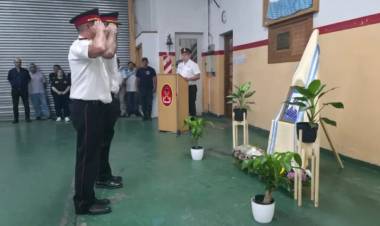 Se realizó un homenaje al Bombero Néstor Siracusa