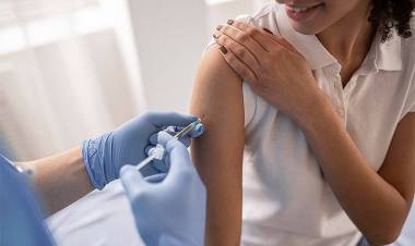 Llegaron algunas vacunas antigripales y se aplican en el Hospital Municipal y Salas Médicas