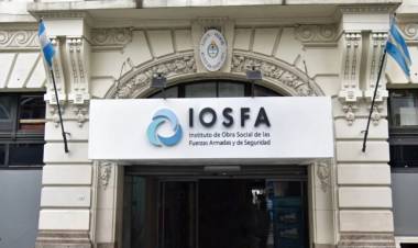 Denuncian que el Gobierno pagó la deuda de IOSFA con fondos destinados a los salarios