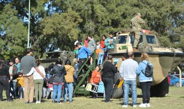Por el Día de la Armada, habrá una jornada de puertas abiertas en Puerto Belgrano este fin de semana