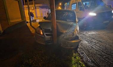 Permanece hospitalizada conductora de moto que protagonizó accidente de tránsito