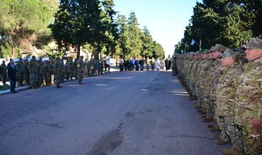 Se realizó la ceremonia por el 127° aniversario de la Base de Infantería de Marina Baterías