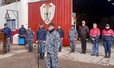El Cuartel de Bomberos de Puerto Belgrano conmemoró su 80° aniversario