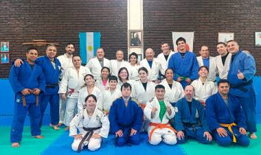 Se realizó un campo de entrenamiento en el Dojo “Fragata Sarmiento” de la Base Naval Puerto Belgrano