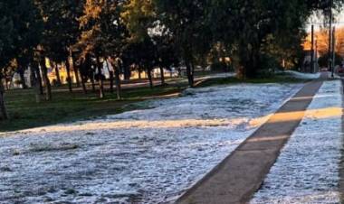 Se espera un brusco descenso de temperatura por viento Sur y no descartan nevadas en la zona