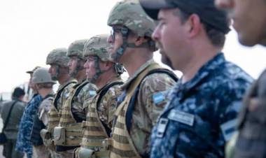 El Gobierno otorgará un plus de hasta 25 por ciento a militares con títulos universitarios y de posgrado