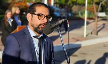 El Intendente Aristimuño pidió mayor compromiso tras la limpieza de un microbasural en Albatros XIV y XX