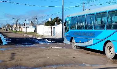 Reclaman mejores condiciones de transitabilidad e iluminación en las calles del distrito