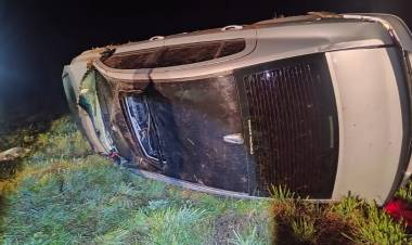 Vuelco de un auto en ruta 249 durante la madrugada del domingo