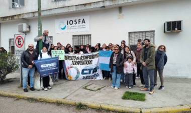 Acompañantes terapéuticos, en una situación “desgarradora“: suspenden prestaciones