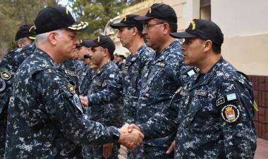 El Jefe del Estado Mayor General de la Armada visitó las Bases Navales Puerto Belgrano y Mar del Plata