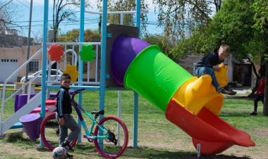 El Municipio de Coronel Rosales realizó la puesta en valor de la Plaza Moreno
