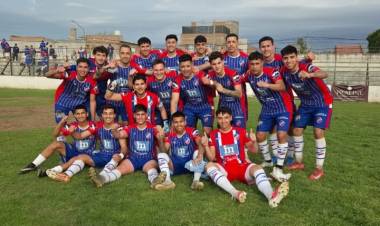 Liga del Sur: Rosario le ganó a Pacífico en Bahía y es líder absoluto 