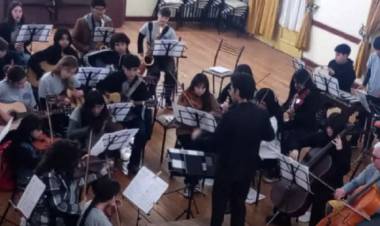 "Rosales en Concierto" reunirá a bandas y orquesta en el Teatro Colón