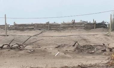 “El Concejo no aprobó nada que prohíba una bajada o ponga un tope, ni modificó el uso de playa”