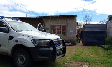 Allanamiento por el robo de una guitarra terminó con policías heridos