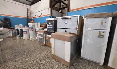 Entregaron equipamiento a 34 instituciones educativas con servicio alimentario