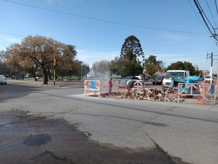Se realizó un corte de media calzada en Brown y Rivadavia