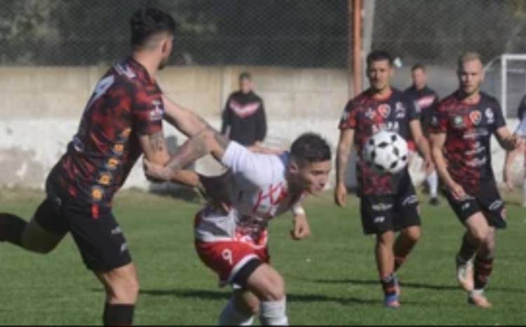 Regional Amateur: Sporting vs Huracán se jugará el sábado a las 11hs