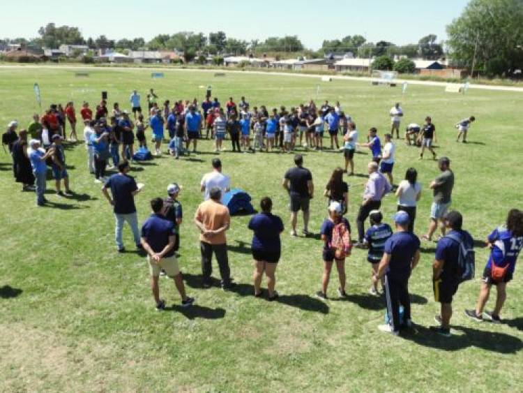 Un centenar de jóvenes deportistas de la ciudad participaron de la Clínica con los campeones olímpicos