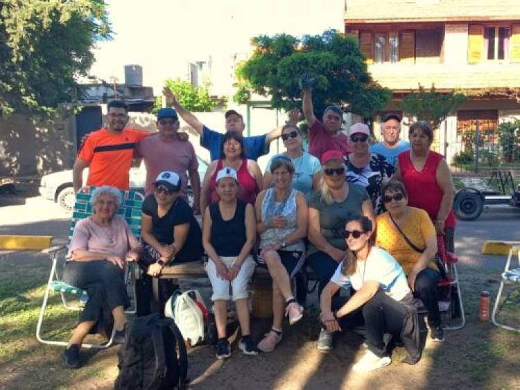 Los “Abuelos activos” de los talleres de Cultura realizaron actividades al aire libre