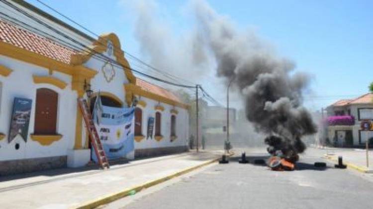 Se anunció un nuevo paro de trabajadores municipales, ahora por 96 horas