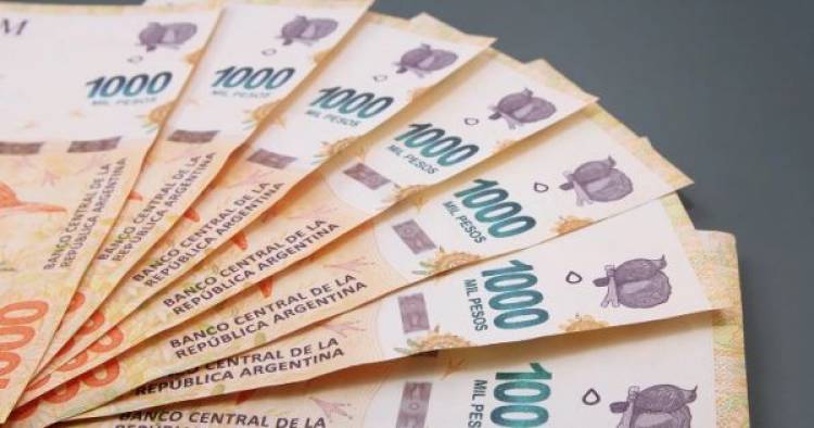 La Policía de Establecimientos Navales y personal militar recibirán un bono de 30.000 pesos