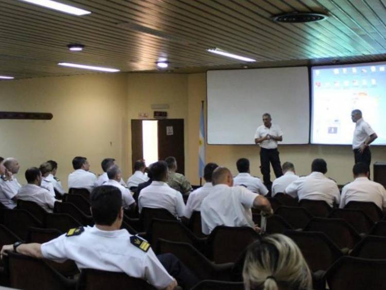 El Municipio de Coronel Rosales realiza con la Armada Argentina intercambio de capacitaciones