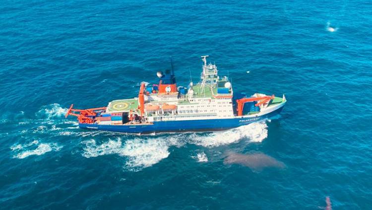 Personal de la Armada participó de una navegación de investigación en un rompehielos alemán