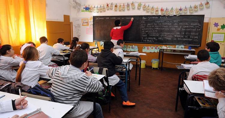 Las clases arrancarán en marzo 2023 y terminarán después de Navidad