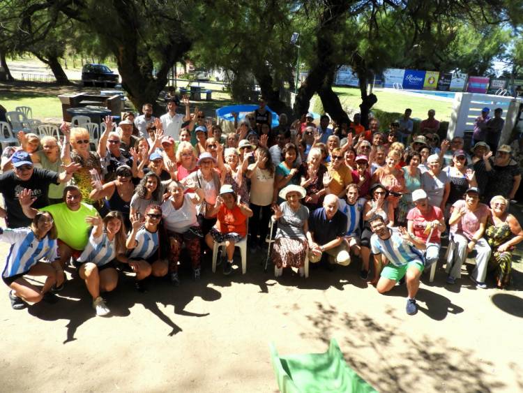 El Intendente Uset participó de la inauguración de una nueva colonia de vacaciones para adultos mayores 