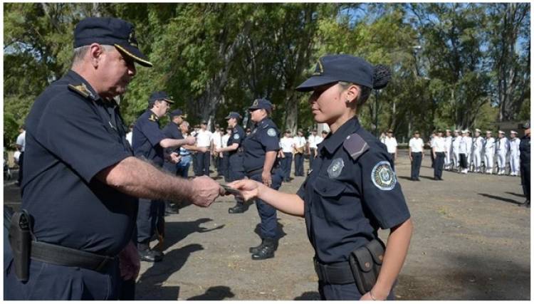 Se encuentra abierta la inscripción para la Policía de Establecimientos Navales