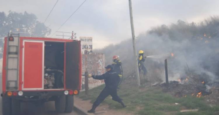 Bomberos Voluntarios de Punta Alta analizan la apertura de vacantes para el 2023
