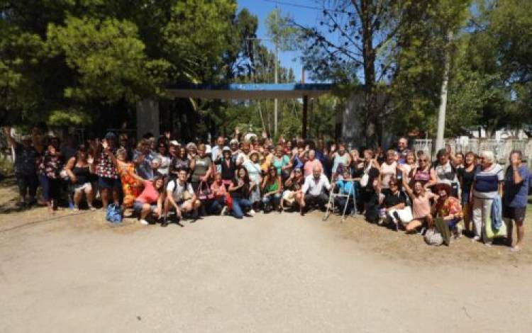 El Intendente Uset participó del cierre una nueva edición de la colonia de vacaciones para adultos mayores  