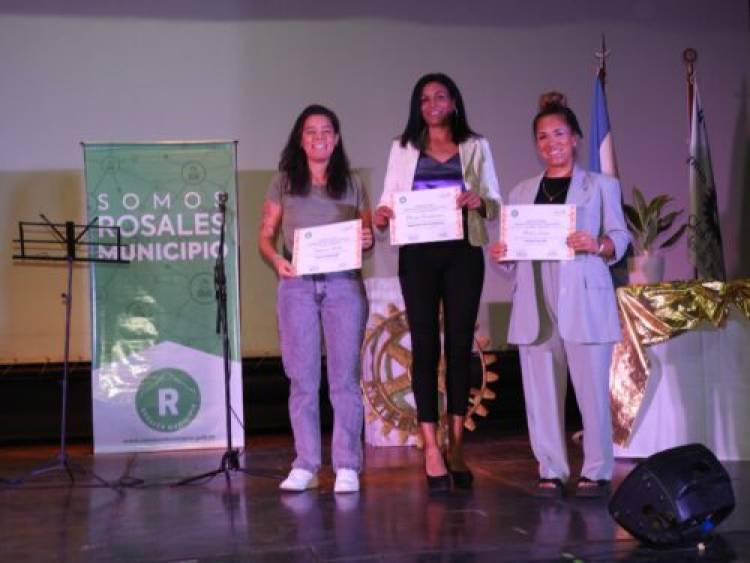 Se realizó la entrega de reconocimientos a “Mujeres destacadas en el deporte”