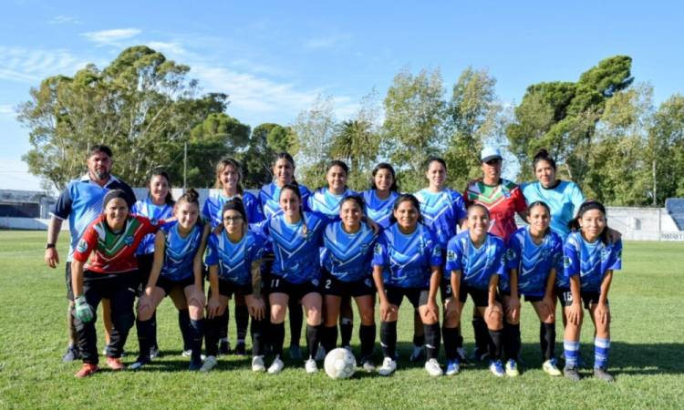 Femenino: FC Puerto Belgrano goleó 8 a 3 a Petroquímicos en Bahía Blanca