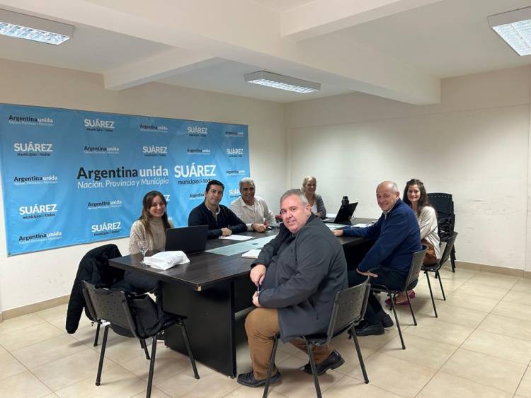 El Intendente Uset se reunió con funcionarios de Infraestructura para agilizar inicio de nuevas obras
