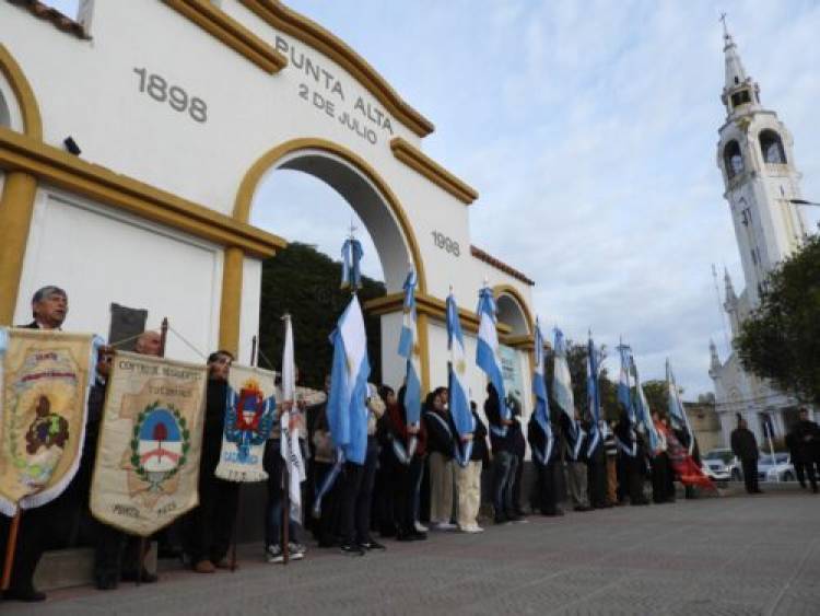 Uset: “El desafío de la autonomía de Coronel Rosales es actual y debemos sostenerlo” 