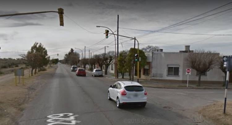 Desde el Municipio de Coronel Rosales piden circular con precaución por un desperfecto en un semáforo