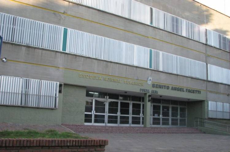 Se solicita la participación de los padres en una cooperadora escolar