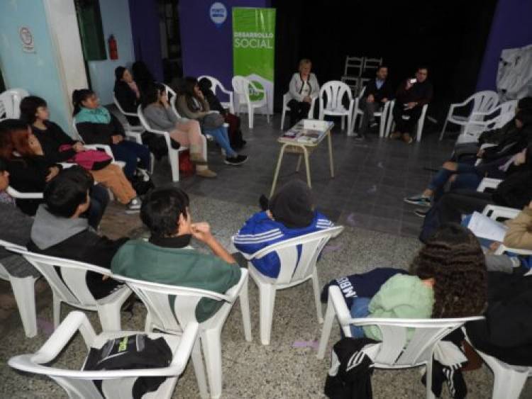 El Municipio brinda charlas de Educación Sexual Integral para alumnos de todas las secundarias del distrito