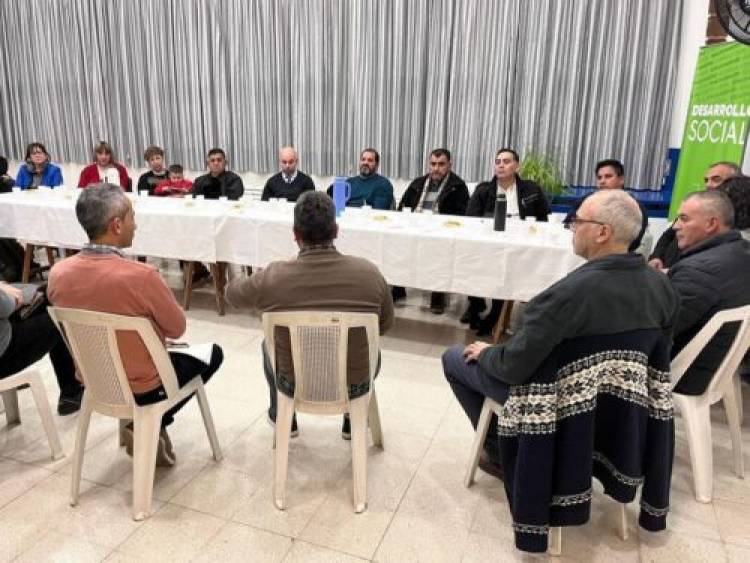 Se inició la mesa interreligiosa de Coronel Rosales con los “valores de la familia” como eje fundamental 
