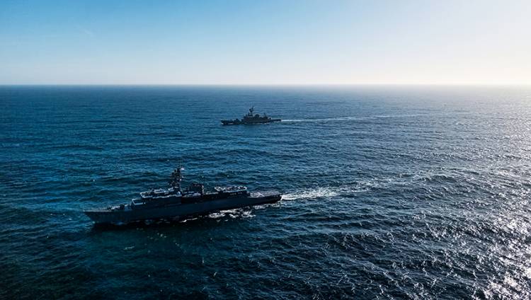 Unidades de la Armada Argentina acompañaron a buques de la Armada de Japón