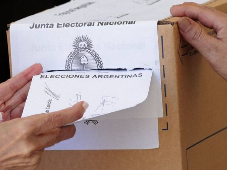 Elecciones PASO 2023: En Pehuen Co triunfaron Aristimuño, Kicillof y Milei