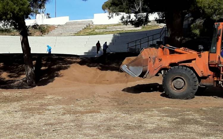 El Municipio continúa los trabajos para reacondicionar el anfiteatro y el playón del Parque San Martín