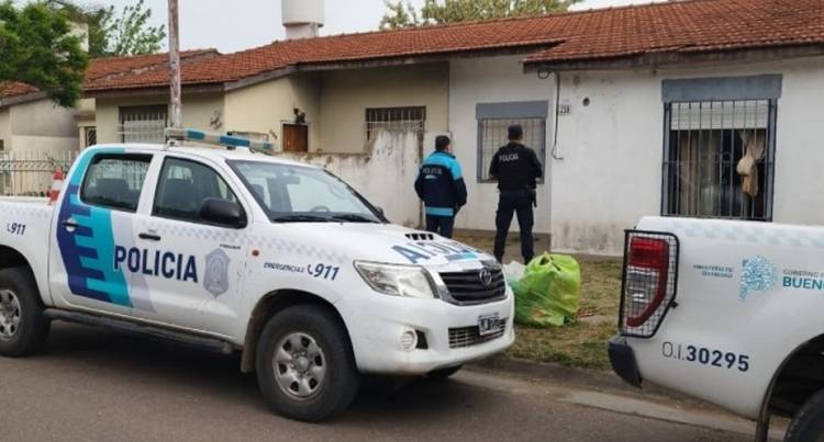 La Policia detuvo a un hombre acusado de robar un celular de un comercio