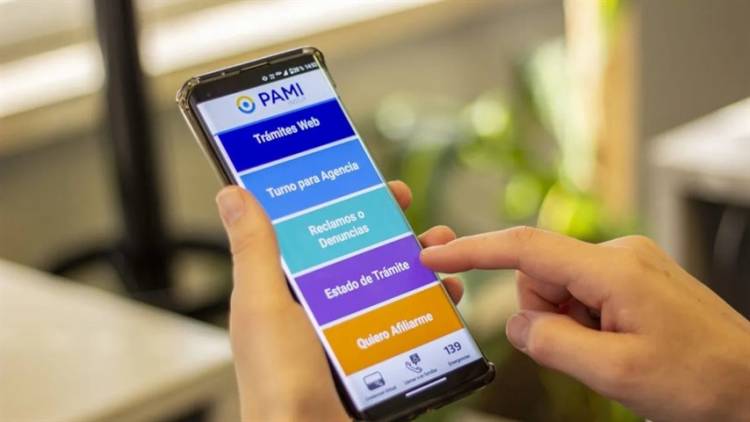 PAMI lanzó un nuevo método domiciliario de afiliación